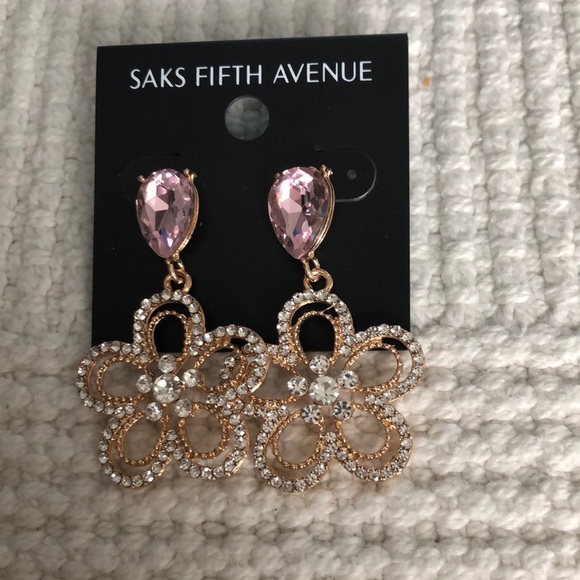 Saks Fifth Avenue Jewelry - Saks Fifth Avenue Pink and Gold Floral Earrings